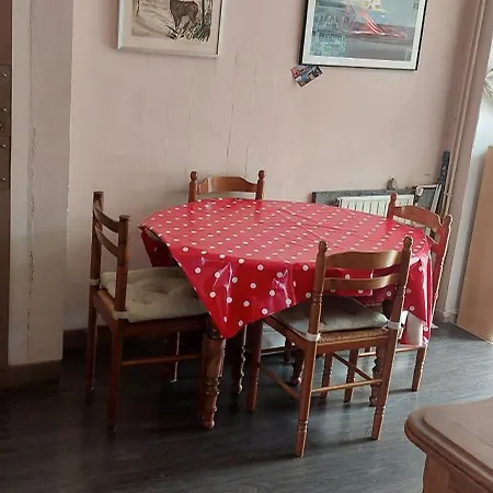Maison De * רואן